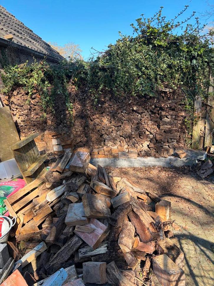 Gemengd gekloofd kachelhout haardhout 3-4 kuub, Tuin en Terras, Haardhout, Blokken, Overige houtsoorten, Minder dan 3 m³, Ophalen