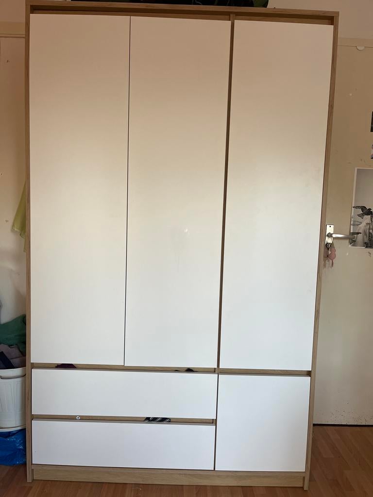 Jysk BILLUND kledingkast, Gebruikt, 100 tot 150 cm, Ophalen of Verzenden, Met lade(s)