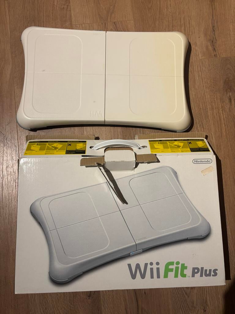 Wii Fit Balance Board - Gratis af te halen, Spelcomputers en Games, Games | Nintendo Wii, Ophalen, 1 speler, Vanaf 3 jaar, Niet werkend