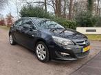 Opel Astra 1.4 Turbo Blitz 5Deurs 2014 Zwart, Voorwielaandrijving, Stof, 4 cilinders, Zwart