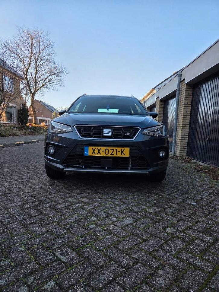 Seat Arona 1.0 TSI 115pk 2019 Grijs, Auto's, Seat, Particulier, Arona, ABS, Achteruitrijcamera, Adaptieve lichten, Adaptive Cruise Control