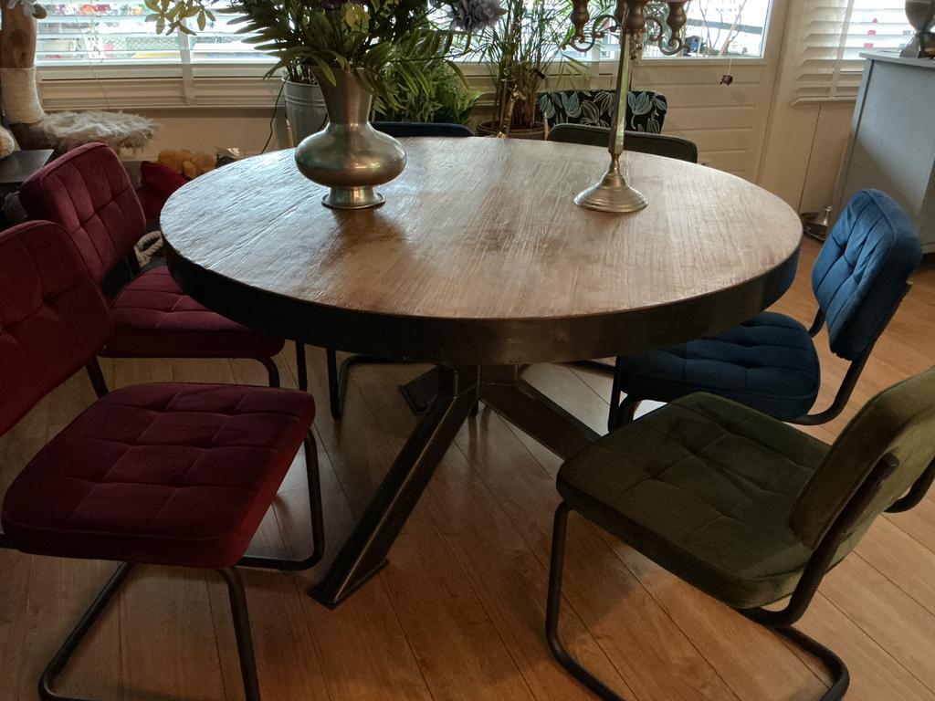 Zware robuuste ronde eettafel  met metalen kruispoot 140 cm, Huis en Inrichting, Tafels | Eettafels, Ophalen, Zo goed als nieuw