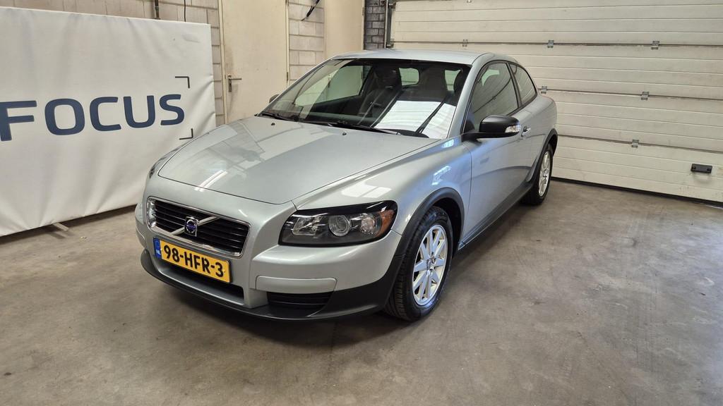 Volvo C30 1.6 Advantage NAP Leder 2e eigenaar PDC Trekhaak A, Auto's, Voorwielaandrijving, 1596 cc, 101 pk, Gebruikt