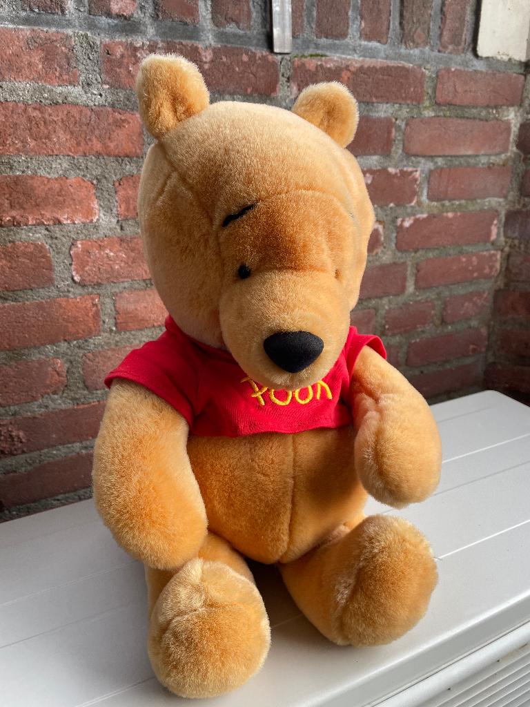 Disney beer Pooh, Verzamelen, Disney, Ophalen of Verzenden, Overige figuren, Zo goed als nieuw, Beeldje of Figuurtje