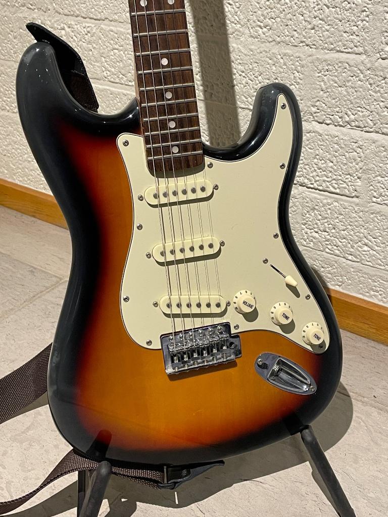 Stratocaster + Teisco Gracia gitaar, Muziek en Instrumenten, Ophalen, Gebruikt, Solid body, Overige merken