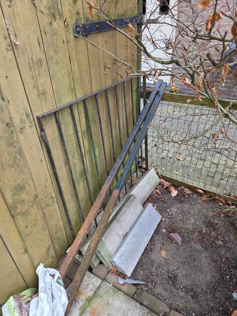 Gietijzeren tuinhek, Tuin en Terras, Ophalen of Verzenden, Gebruikt, IJzer, Tuinhek
