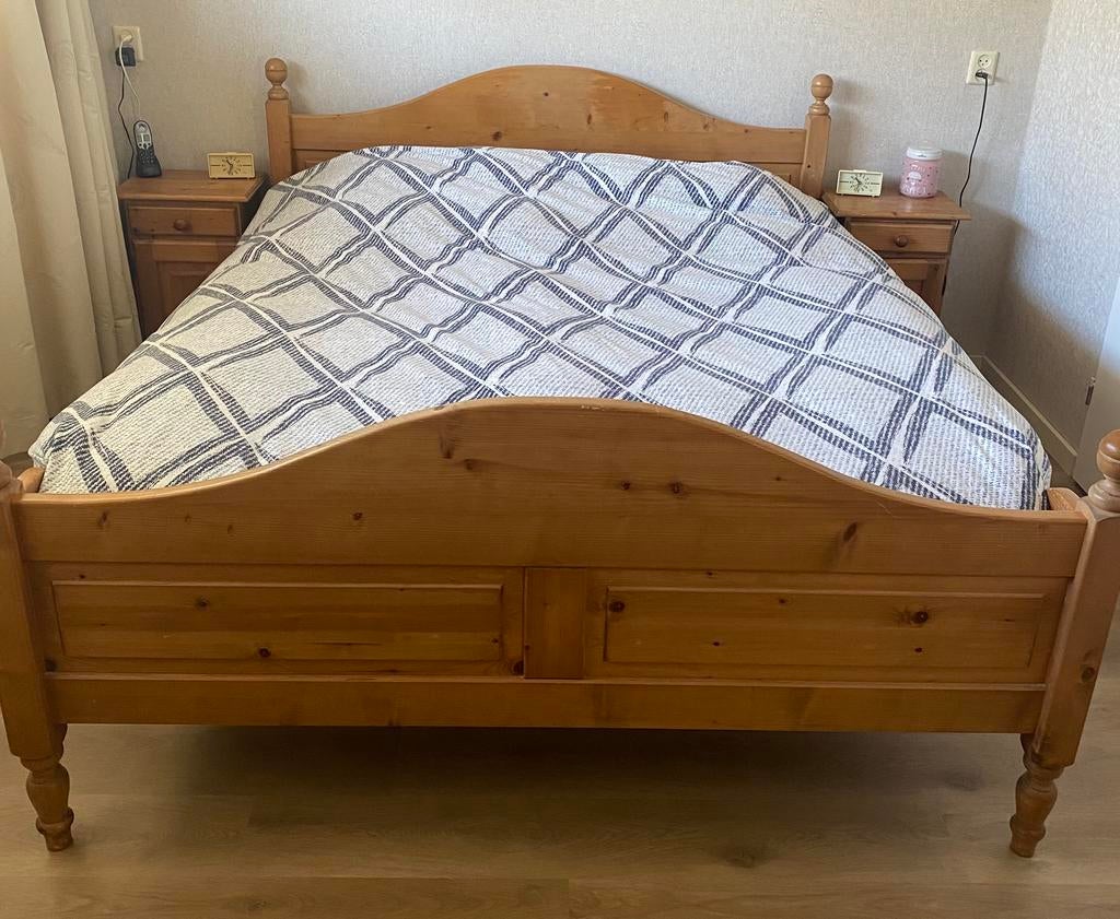 2persoons grenen ledikant met 2 nachtkastjes, Huis en Inrichting, Slaapkamer | Bedden, Ophalen, Gebruikt, Tweepersoons, 200 cm