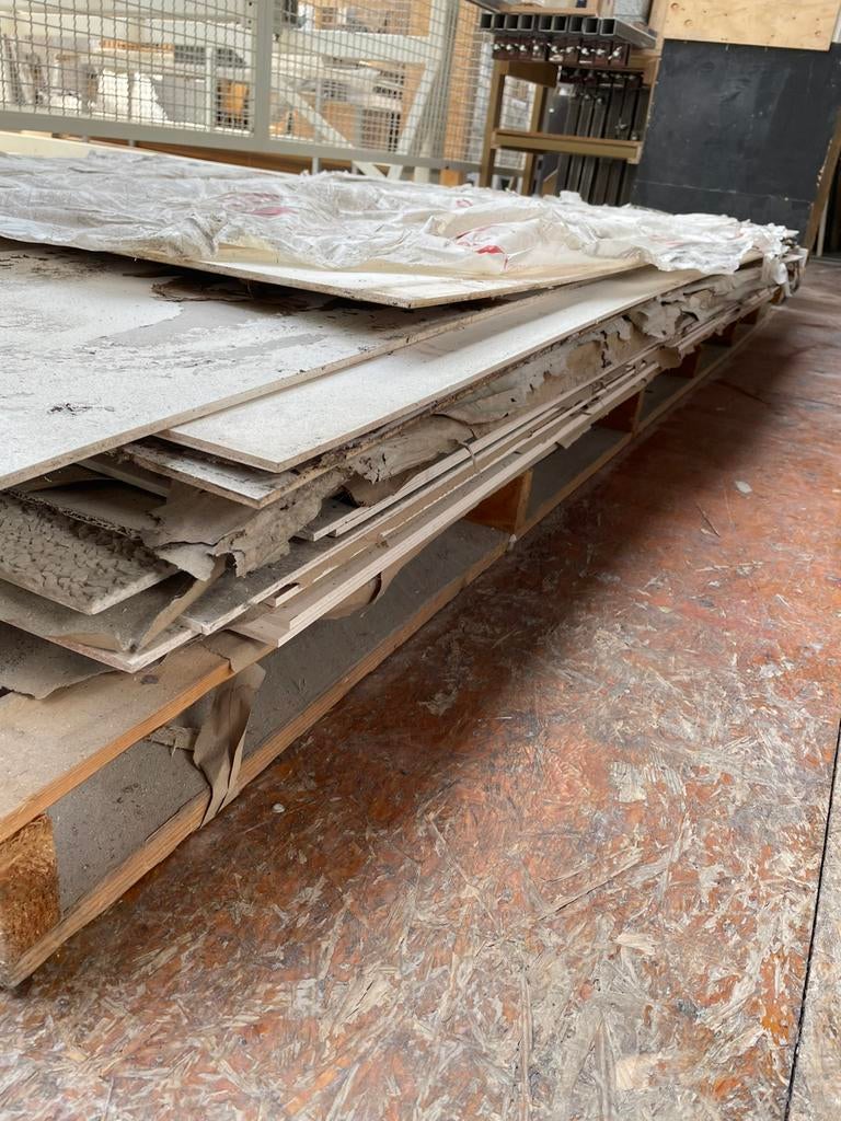 Partij platen schuur wand bekisting konijnenhok kippen hok, Ophalen, Gebruikt, 250 cm of meer, Balken