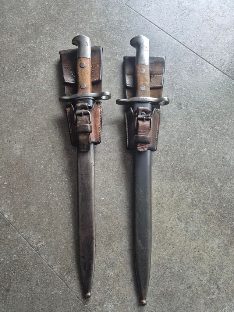 2x Schmidt rubin bajonet  !!!, Ophalen of Verzenden, Landmacht, Overige gebieden, Mes of Dolk