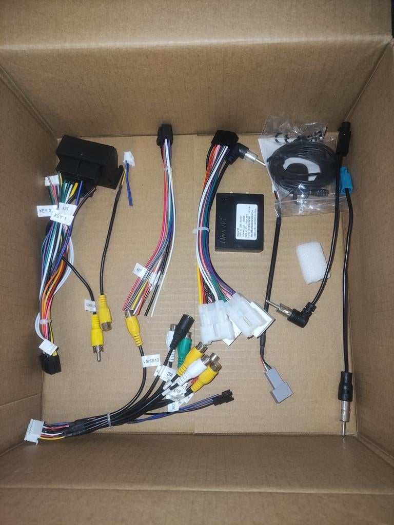 Radio aansluitkabels voor Toyota Aygo, Peugeot 107, Citroën, Auto-onderdelen, Ophalen of Verzenden, Gebruikt, Citroën