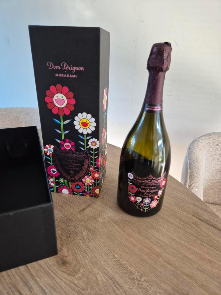 Dom Perignon Rose 2010 x Murakami Dummyfles - Collectorsitem, Verzamelen, Overige Verzamelen, Nieuw, Ophalen of Verzenden