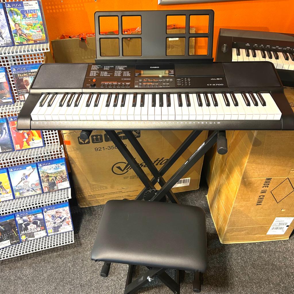 Casio CT-X700 keyboard met 61 toetsen in zeer nette staat!, Muziek en Instrumenten, Keyboards, Casio, Zo goed als nieuw, Support@casio.com