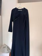 Elegante donkerblauwe jurk met kralen, Kleding | Dames, Jurken, Maat 38/40 (M), Nieuw, Onder de knie, Verzenden