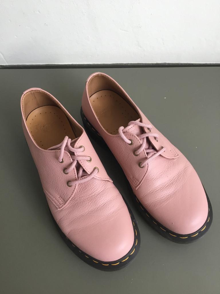 Dr Martens 40, Kleding | Dames, Overige typen, Ophalen of Verzenden, Zo goed als nieuw, Roze
