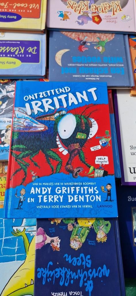 Ontzettend Irritant - Andy Griffiths & Terry Denton, Boeken, Ophalen of Verzenden, Zo goed als nieuw, Andy Griffiths en Terry Denton