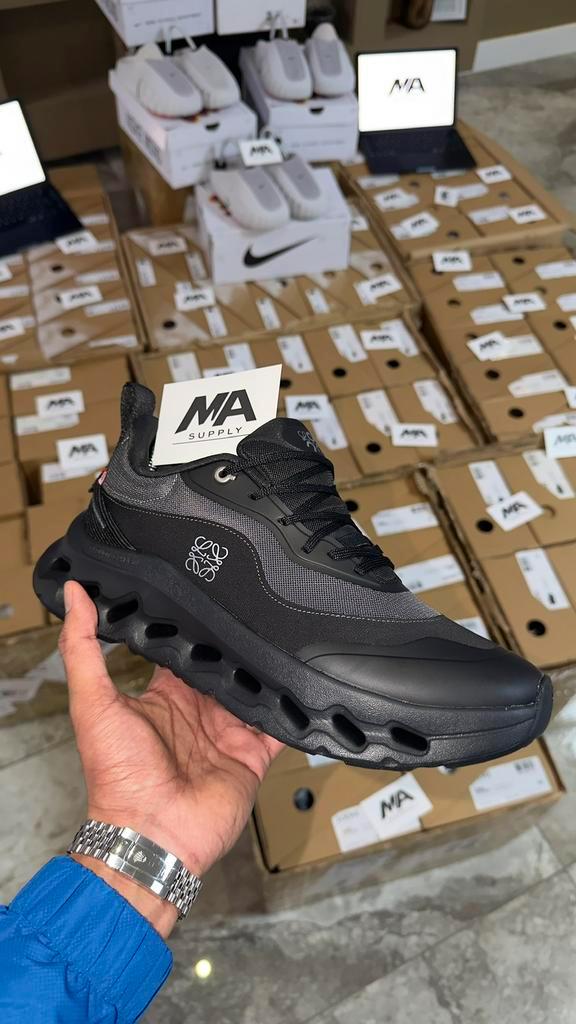 Oncloud x Loewe 2.0 Black 👟‼️, Kleding | Heren, Schoenen, Nieuw, Sneakers of Gympen, Zwart, Ophalen of Verzenden