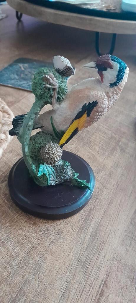 4 x mooie beeldjes VOGELS van Vogelwereld-collectie, Verzamelen, Dierenverzamelingen, Zo goed als nieuw, Beeldje of Figuurtje