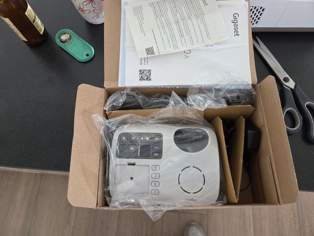 gigaset E560 A duo- nauwlijks gebruikt-big button telefoon, Ophalen of Verzenden, Zo goed als nieuw