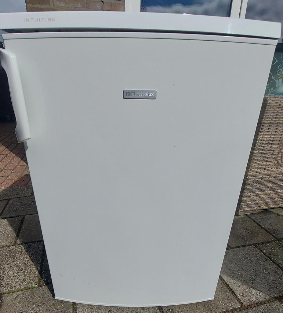 Keurig netjes tafelmodel koelkastje van Electrolux, Witgoed en Apparatuur, Gebruikt, 100 tot 150 liter, Energieklasse A of zuiniger
