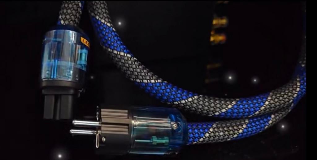 Netkabel Audio 1 meter HQ, Ophalen of Verzenden, Nieuw, Minder dan 2 meter, Overige kabels