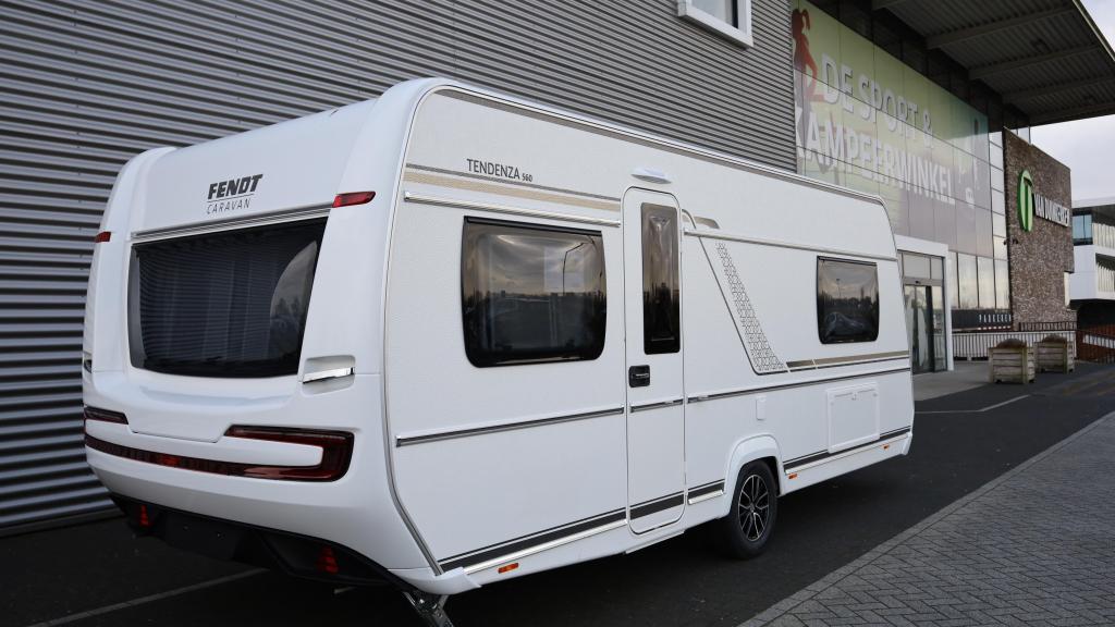 Fendt Tendenza 560 SG 2000 kg + vloerverwarming, Rondzit, Bedrijf, Schokbreker, Overige typen