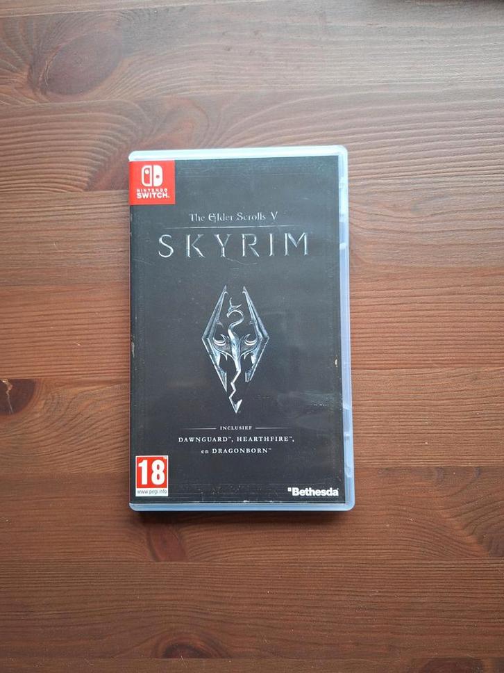 Skyrim - The Elder Scrolls V - Nintendo Switch, Spelcomputers en Games, Games | Nintendo Switch, Zo goed als nieuw, Role Playing Game (Rpg)