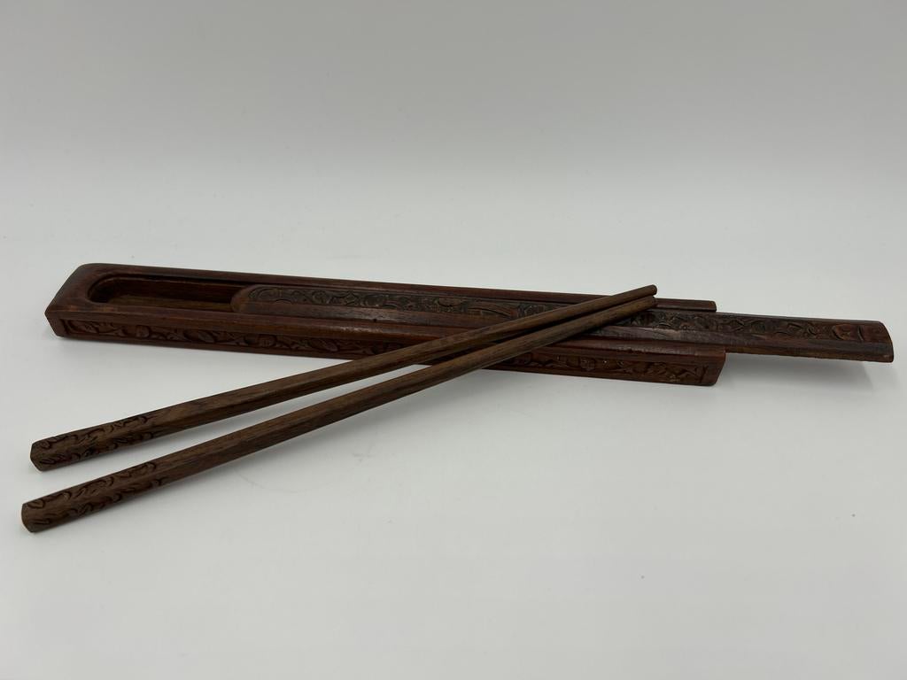 Houten eetstokjes met handgesneden doos, Ophalen of Verzenden