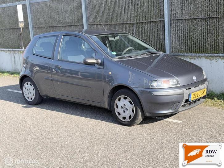 Fiat Punto 1.2-16V Dynamic Speedgear AUTOMAAT/NAP/NWE APK, Auto's, Fiat, Bedrijf, Te koop, Punto, Airbags, Alarm, Elektrische ramen