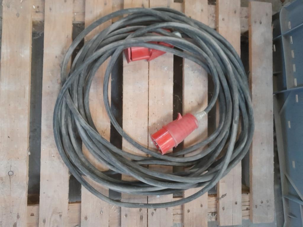 Krachtstroomkabel, Doe-het-zelf en Verbouw, Elektra en Kabels, Ophalen, Zo goed als nieuw, Kabel of Snoer
