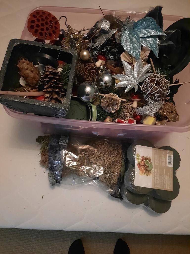 Kerststukjes maken, Diversen, Kerst, Ophalen