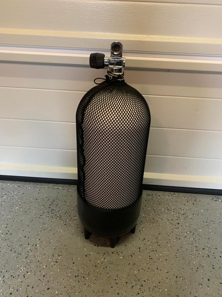 12 liter persluchtfles kort., Ophalen of Verzenden, Zo goed als nieuw, Duikfles