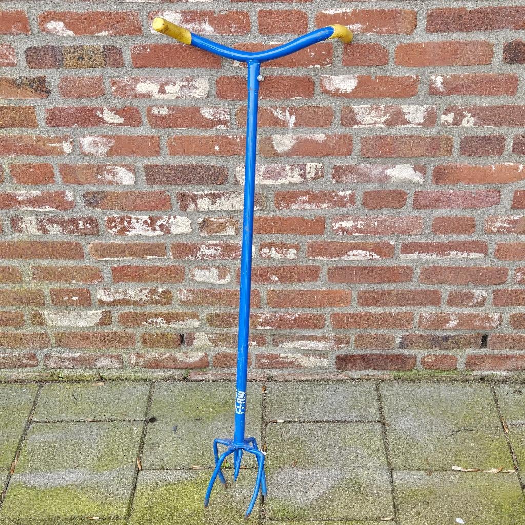 Tuinklauw, Tuin en Terras, Ophalen, Gebruikt