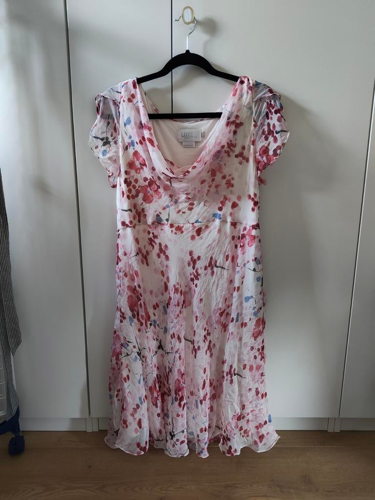 Zijden jurk met roze print, Ophalen of Verzenden, Zo goed als nieuw, Séraphine, Roze
