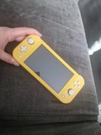 Nintendo Switch Lite Geel - Zo goed als nieuw, Ophalen of Verzenden, Geel, Zo goed als nieuw, Met beschermhoes of tas