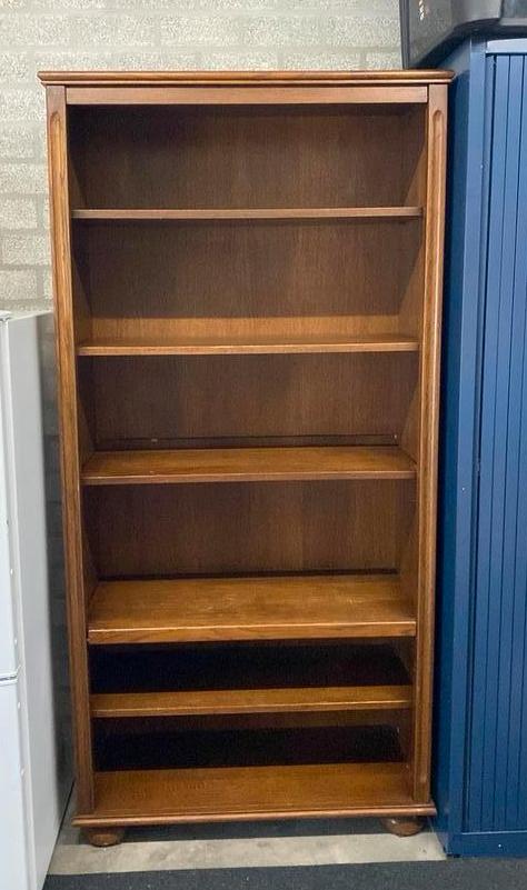Houten boekenkast/schoenenkast, Ophalen, Met plank(en), Gebruikt, 50 tot 100 cm