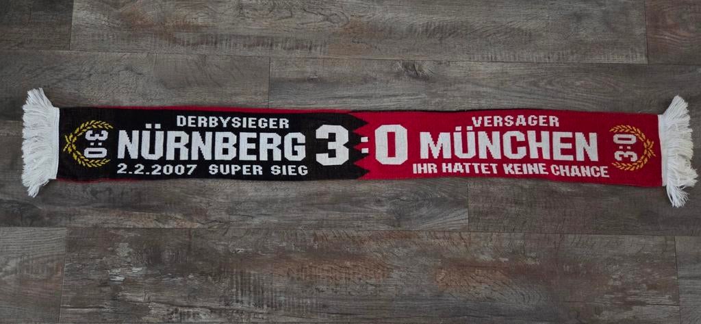 Sjaal Nürnberg - Bayern Munchen, Ophalen of Verzenden, Zo goed als nieuw, Buitenlandse clubs, Vaantje of Sjaal