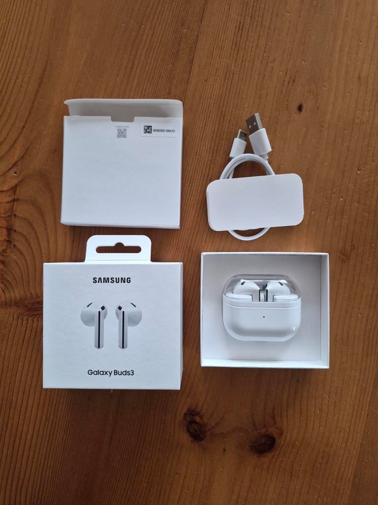 Samsung Galaxy Buds 3 wit, Telecommunicatie, Mobiele telefoons | Oordopjes, In gehoorgang (in-ear), Nieuw, Bluetooth, Ophalen of Verzenden