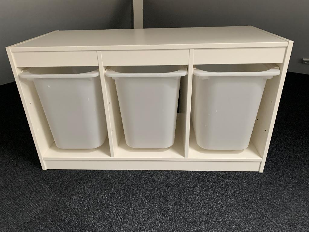 Trofast ikea wit 3 bakken, Kinderen en Baby's, Kinderkamer | Commodes en Kasten, Ophalen, Gebruikt, Minder dan 50 cm, 90 tot 105 cm