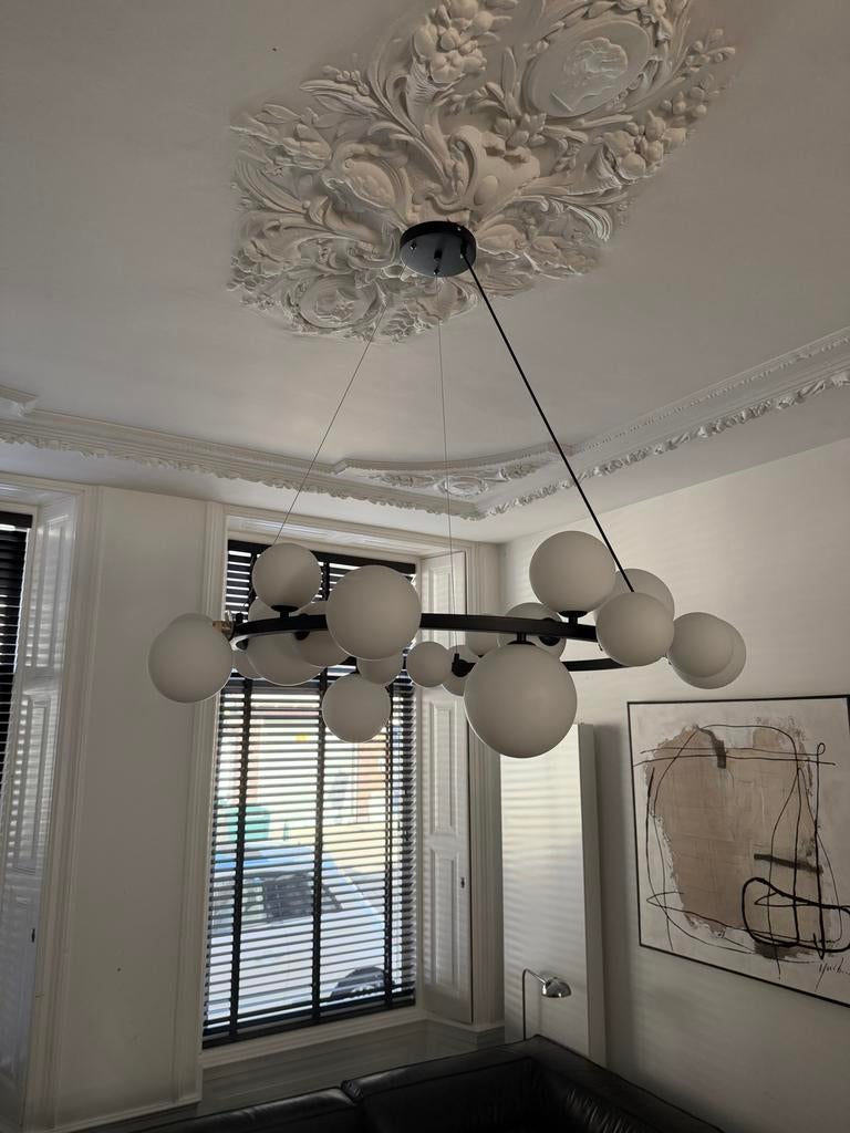 Moderne hanglampen met bollen - Set van twee, Huis en Inrichting, Lampen | Hanglampen, Ophalen of Verzenden, Zo goed als nieuw