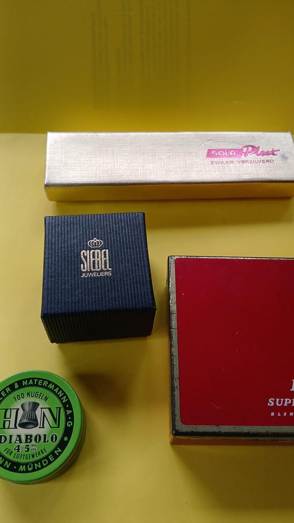 Verzameling vintage dozen en blikjes, Verzamelen, Ophalen of Verzenden, Zo goed als nieuw, Frisdrank