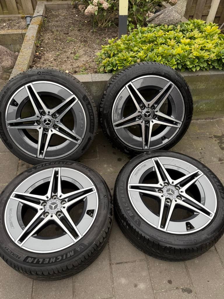 Mercedes amg / orgineel / 18 inch / breedset, Auto-onderdelen, Banden en Velgen, 18 inch, ----, ----, Banden en Velgen
