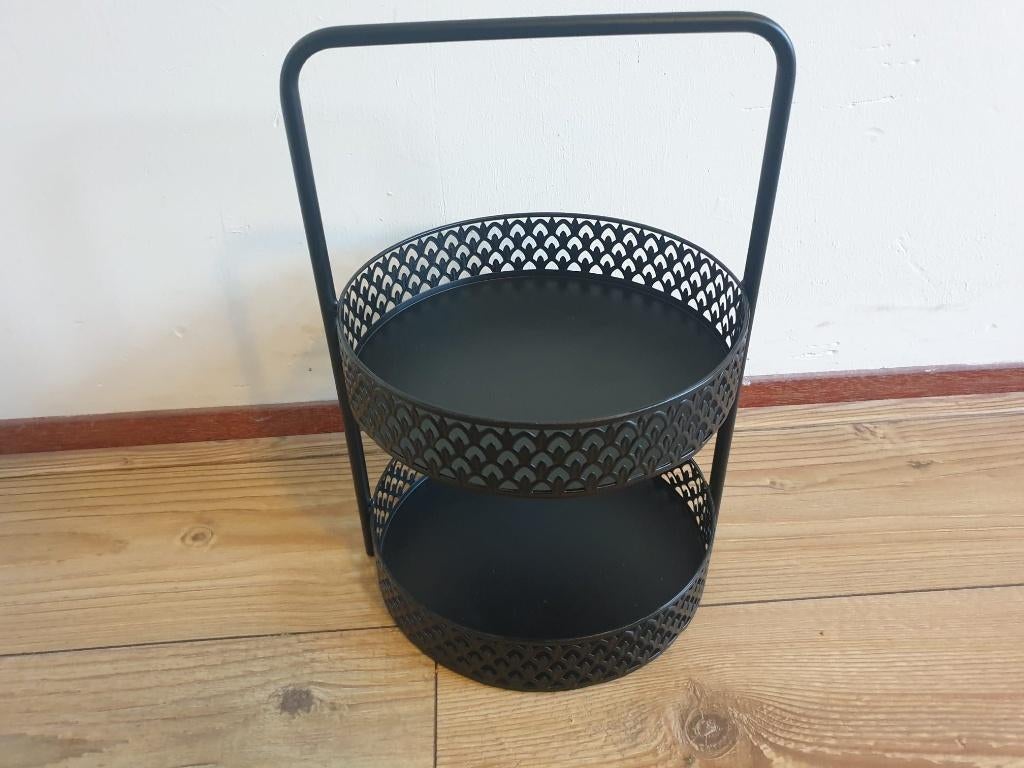 Etagère, schalen en opbergrekjes, Ophalen