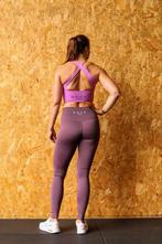 Sporttop met ingebouwde pads en racerback bandjes, Kleding | Dames, Sportkleding, Maat 38/40 (M), Verzenden, Paars, Fitness of Aerobics