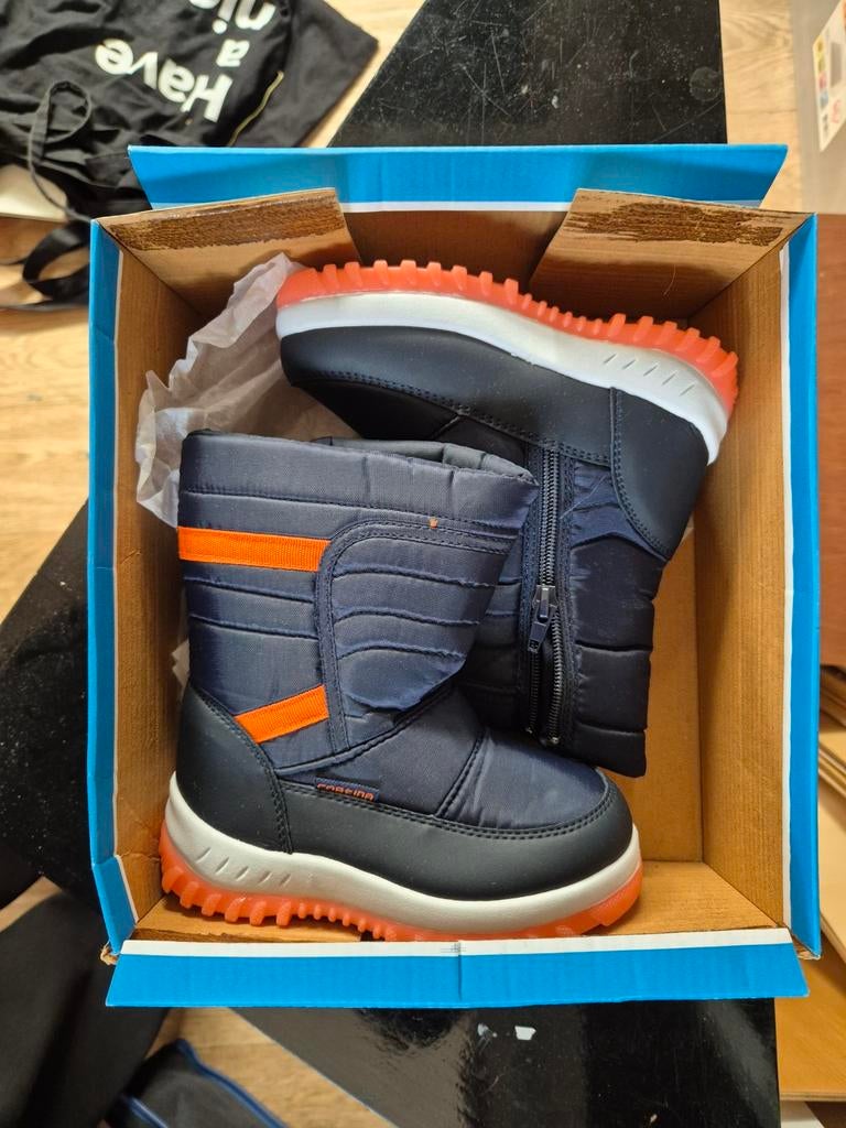 Snowboots, zeer weinig gebruikt, Ophalen of Verzenden, Zo goed als nieuw, Jongen of Meisje, Laarzen