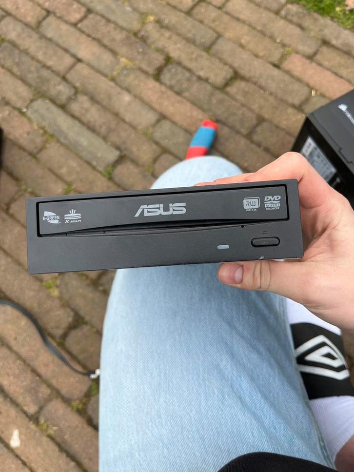 ASUS DVD Multi Recorder - Intern, Computers en Software, Optische drives, Gebruikt, Intern, Windows, Cd, Ophalen of Verzenden