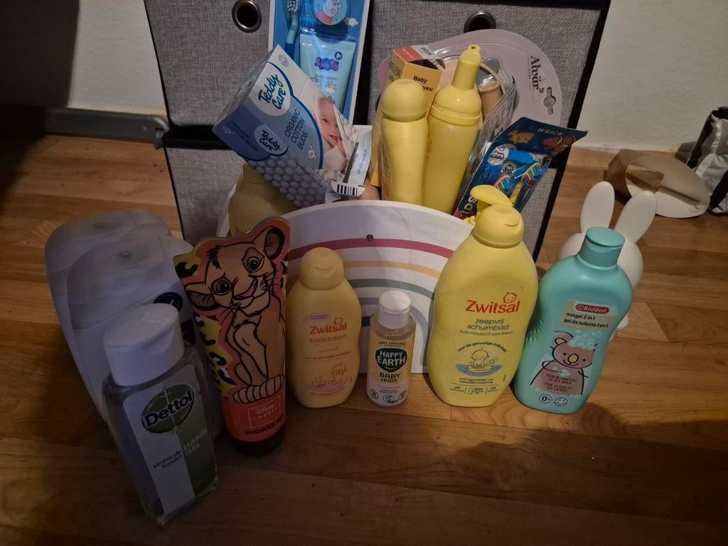Verschilende baby spullen, Ophalen
