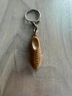 Sleutelhanger bruine schoen met spikes, Ophalen of Verzenden, Gebruikt, Overige typen