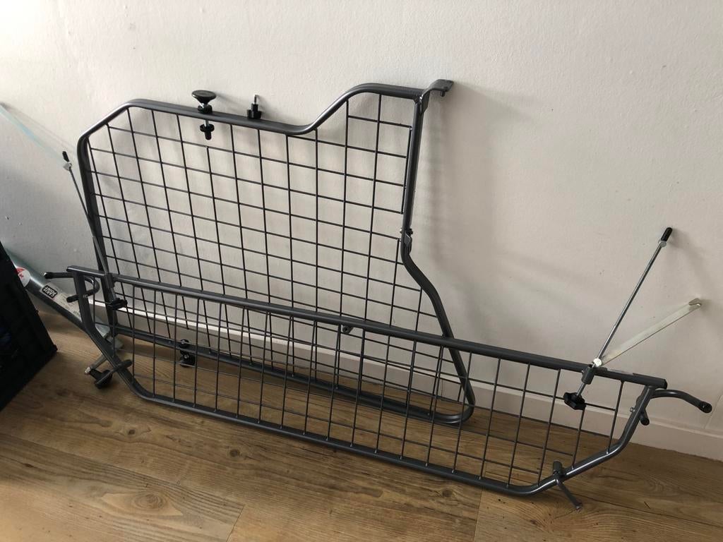 Travall Hondenrek voor Volvo V60 (2014), Ophalen, Gebruikt