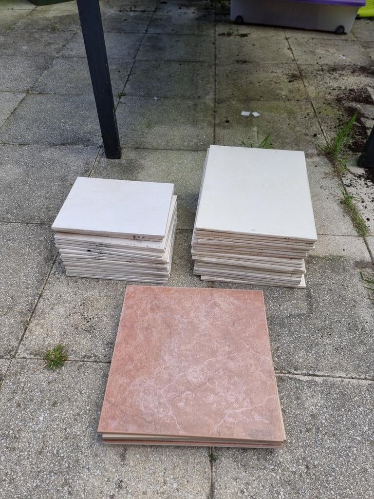 Tegels GRATIS, Ophalen, 20 tot 40 cm, Minder dan 5 m², 20 tot 40 cm