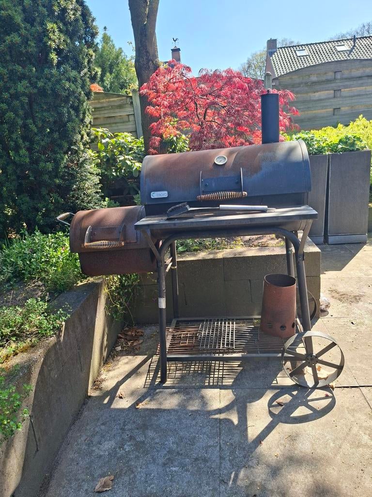 Barbecue Smoker - Roestig maar functioneel, Tuin en Terras, Ophalen of Verzenden, Gebruikt